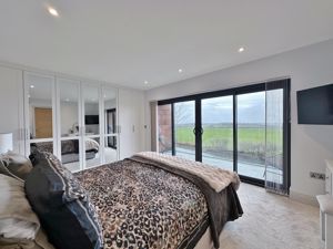 Photo 11- click for photo gallery